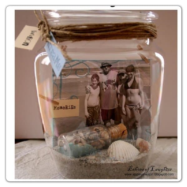 Jars of Sand Pic: Pinterest