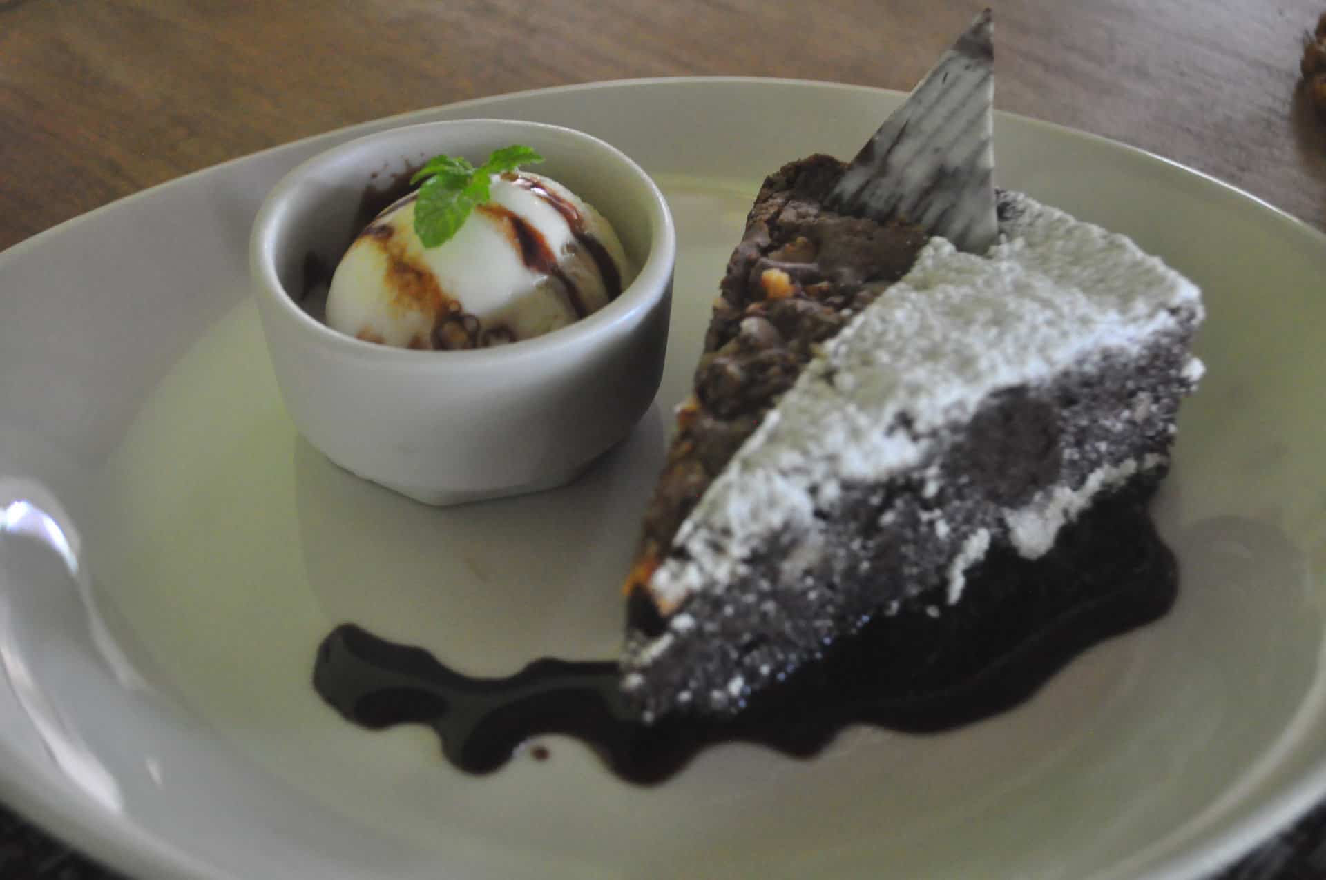 Chocolate fudge brownie with ice-cream